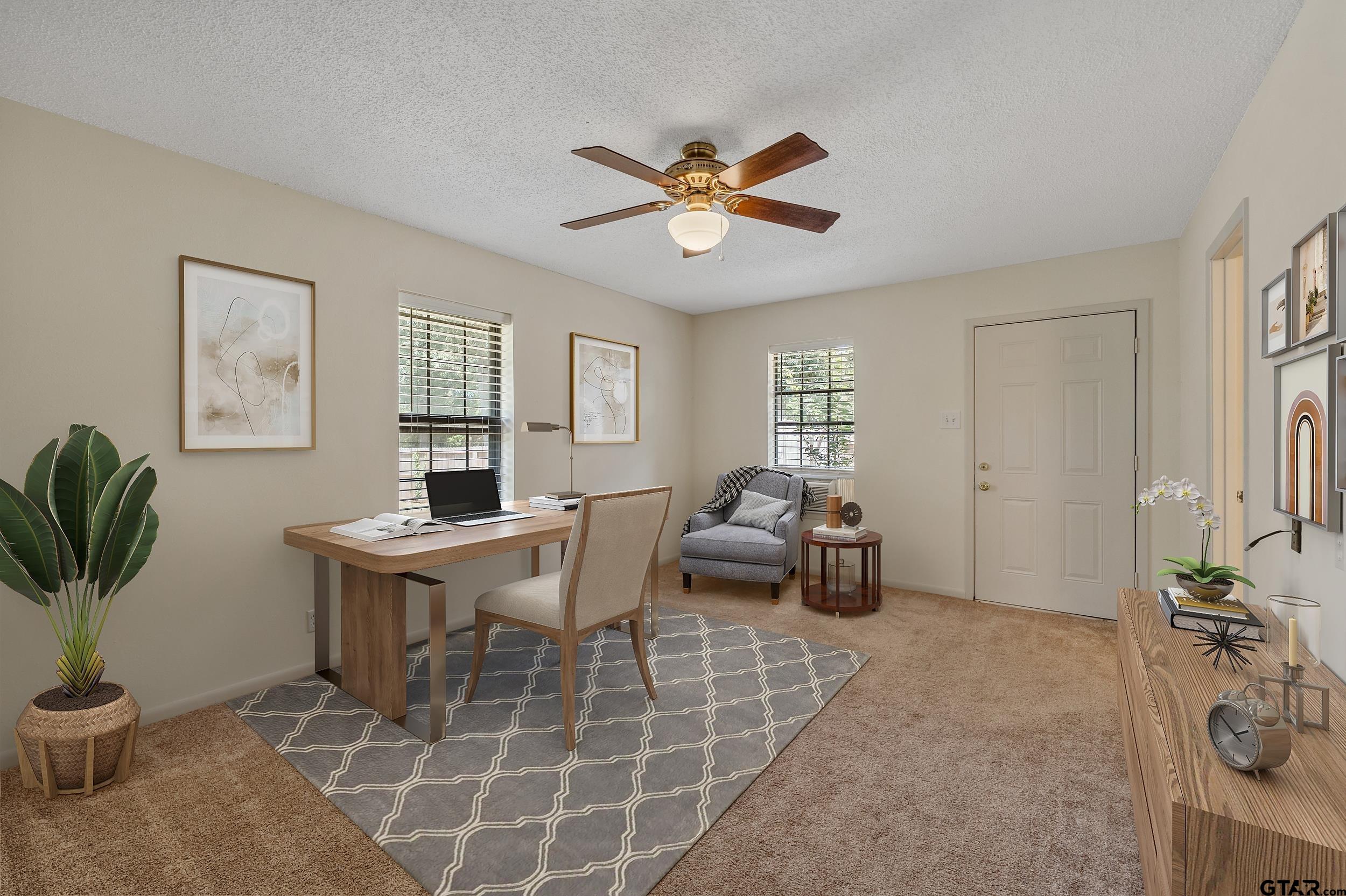 2814 Pineview