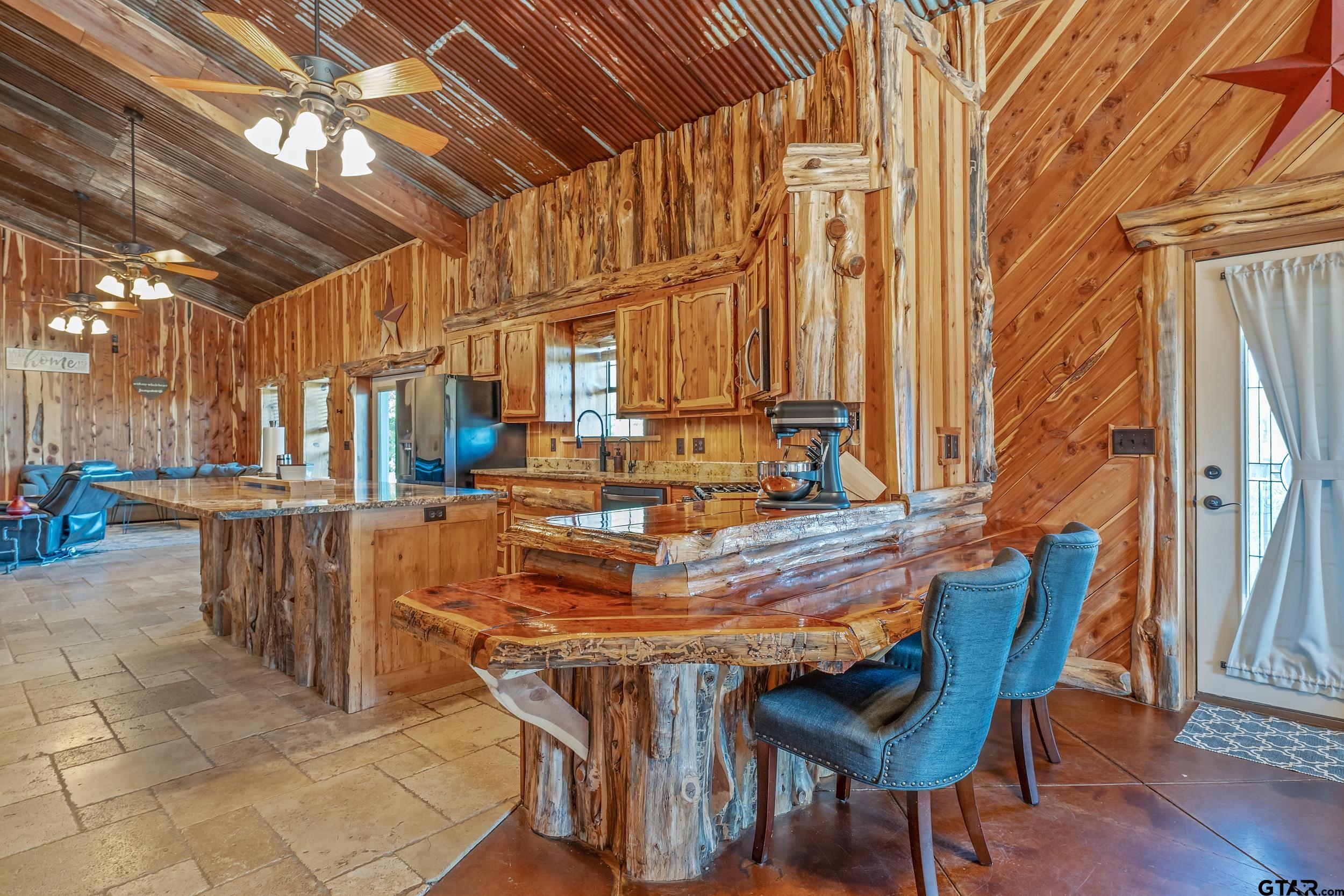 2600 Van Meter Rd