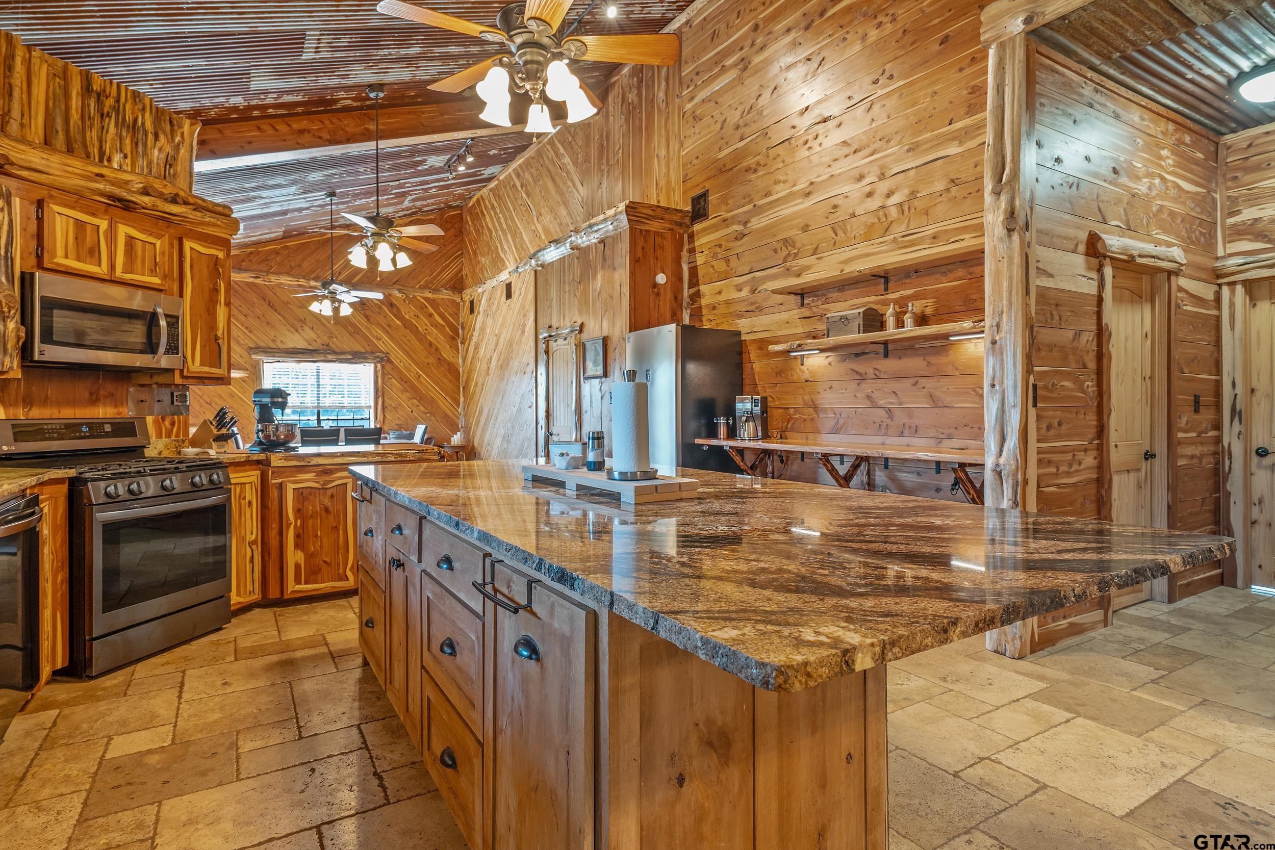 2600 Van Meter Rd