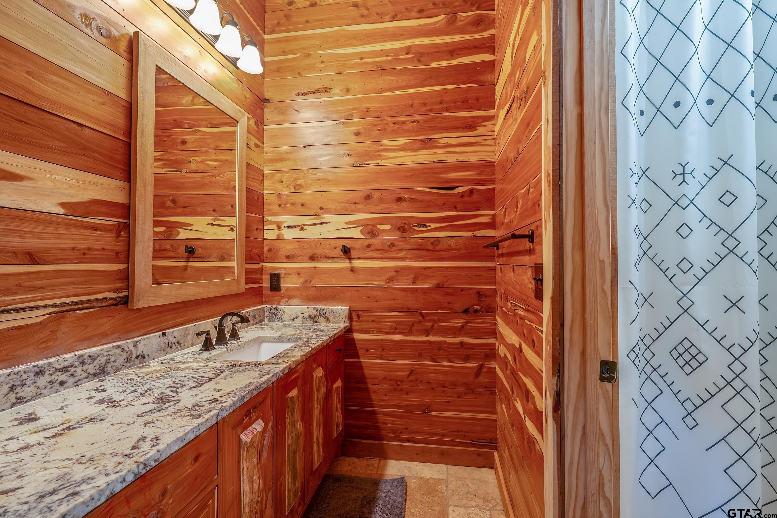 2600 Van Meter Rd