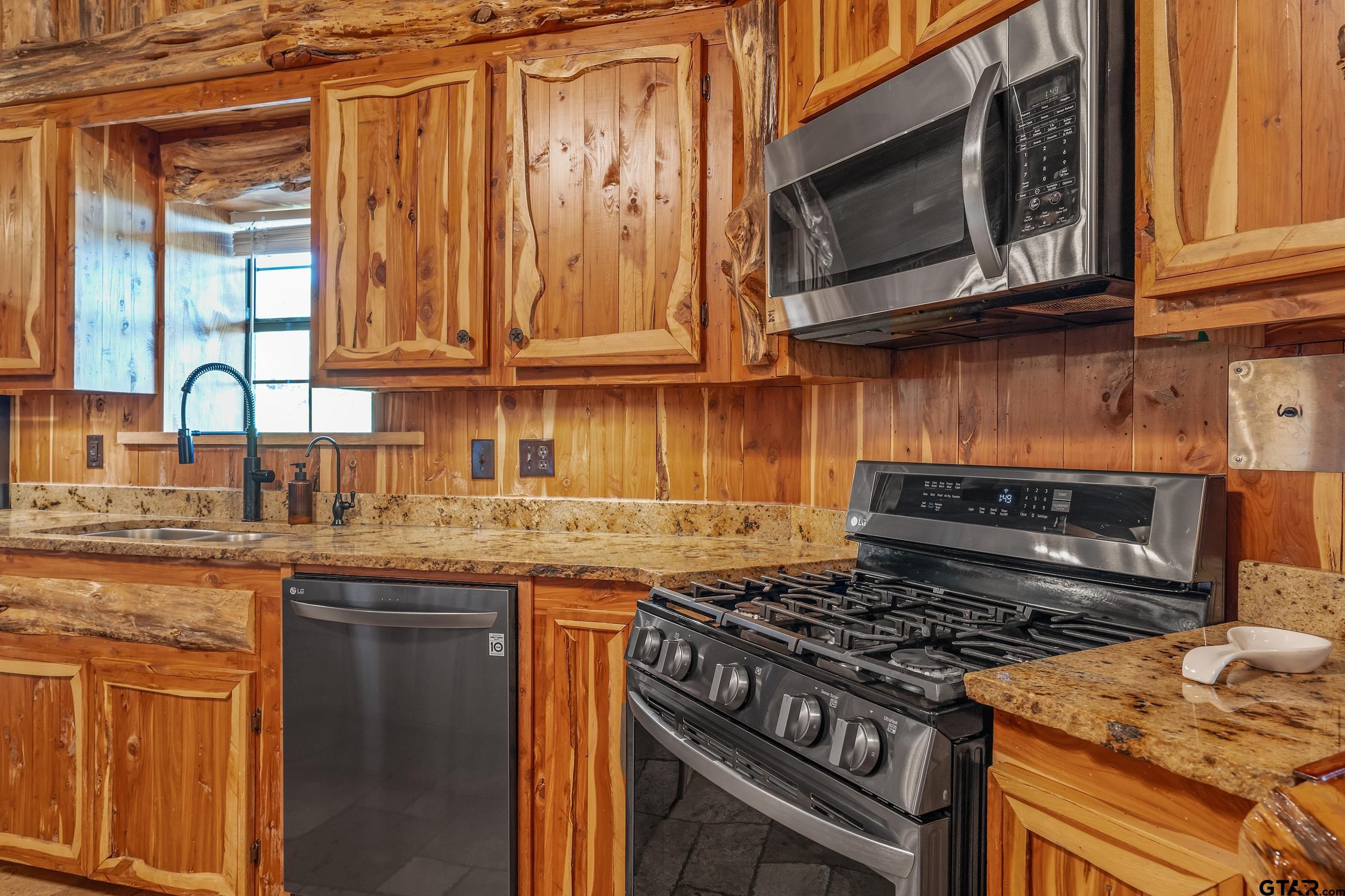 2600 Van Meter Rd