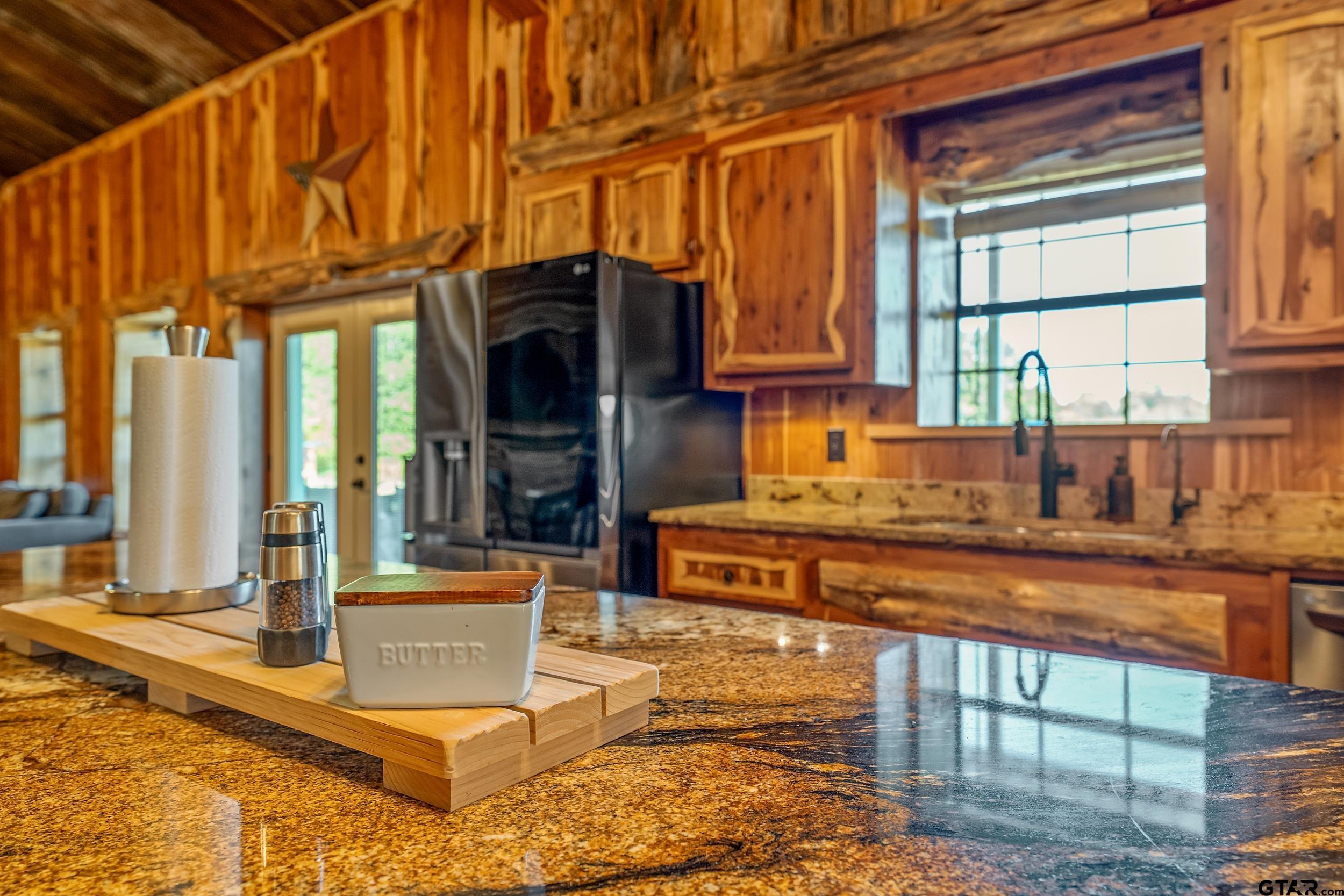 2600 Van Meter Rd