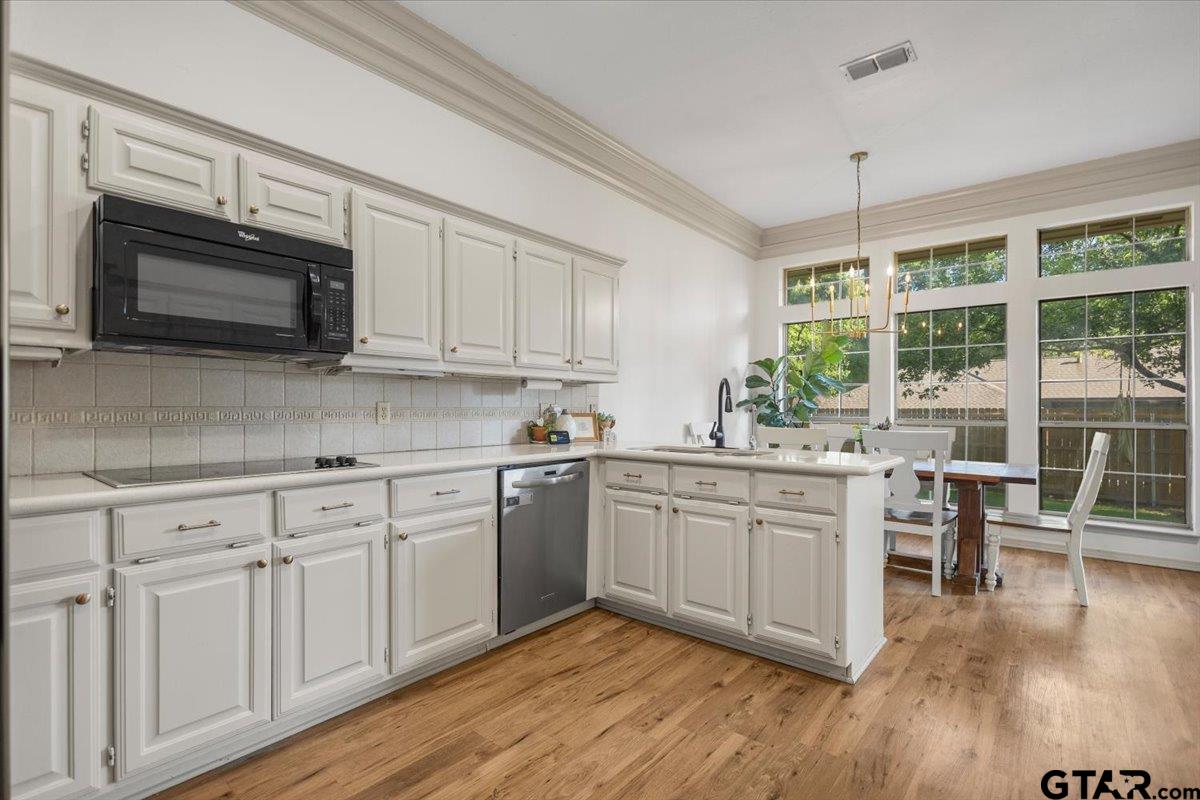 1680 Tall Timber Dr.