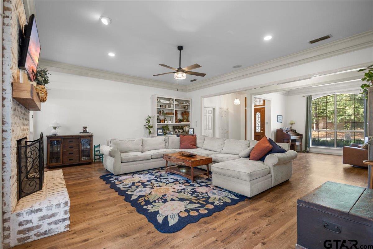 1680 Tall Timber Dr.