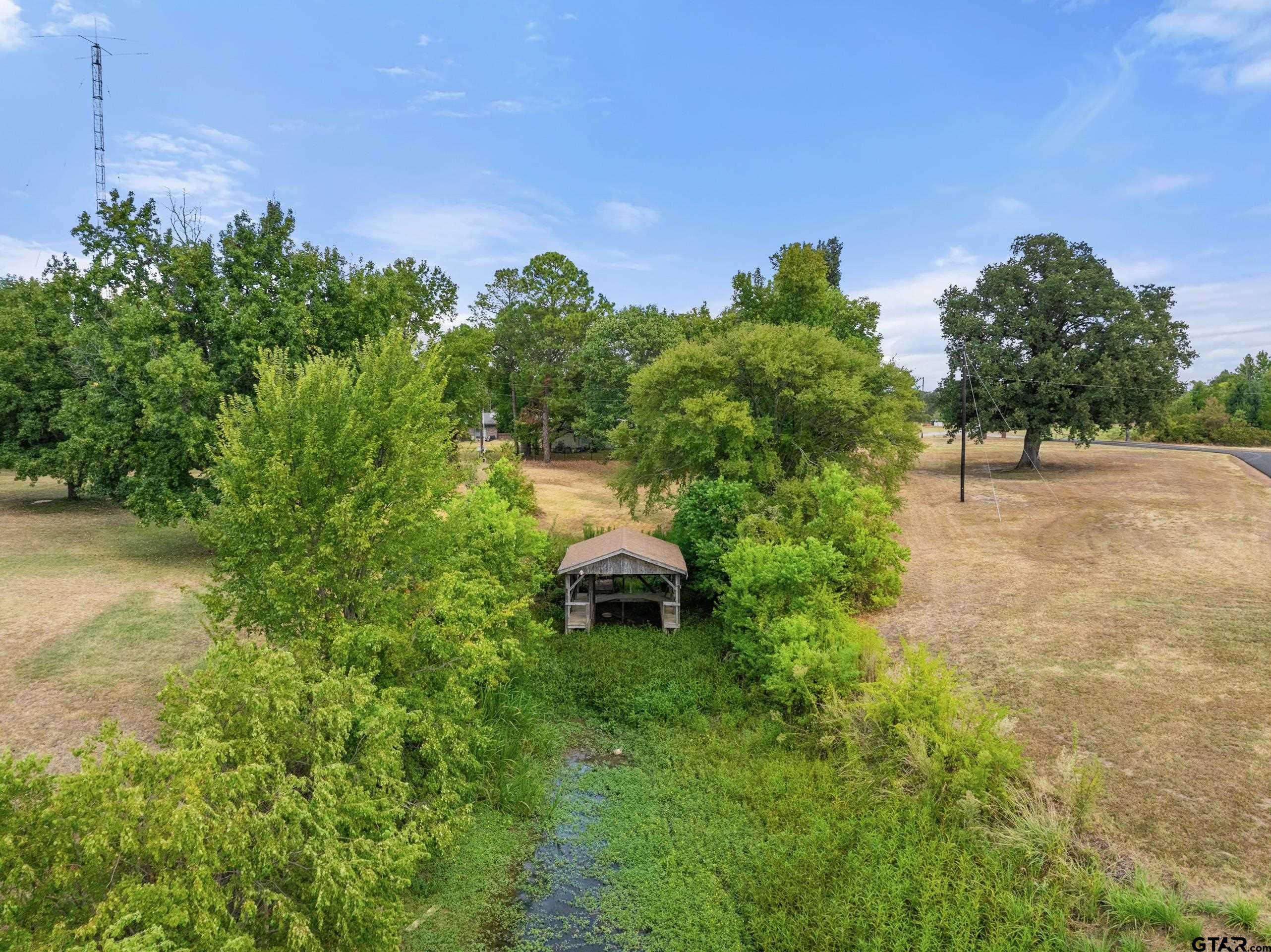 189 County Road 1886
