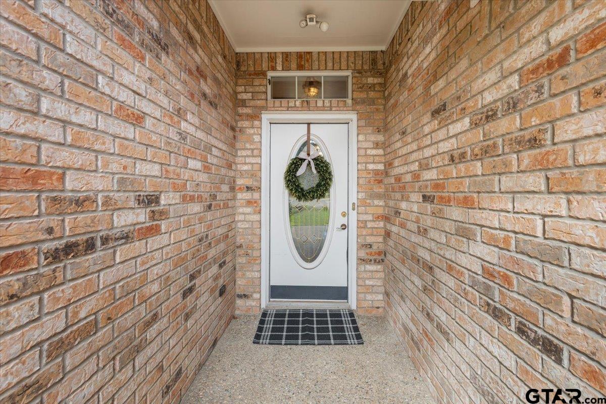 532 Dogwood Ln
