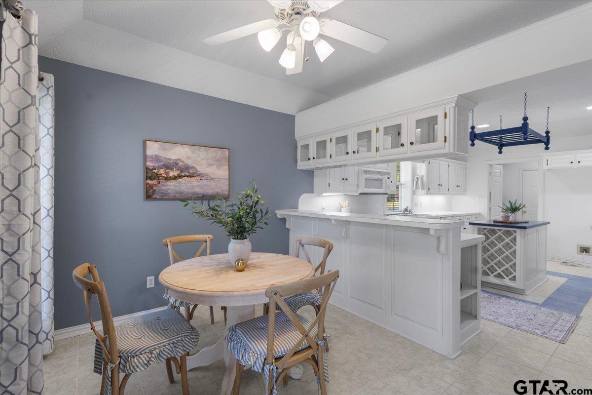 532 Dogwood Ln
