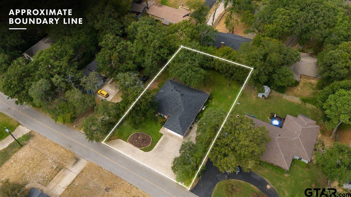 532 Dogwood Ln