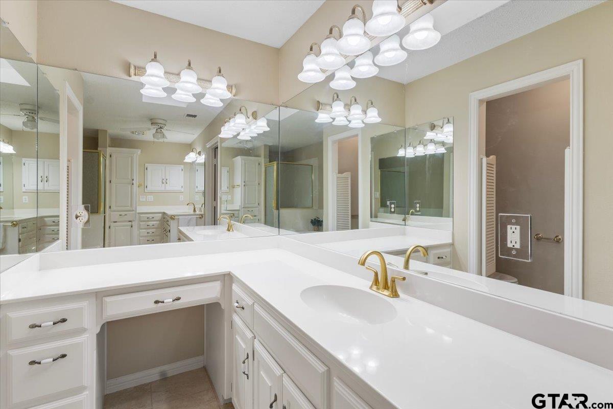 532 Dogwood Ln