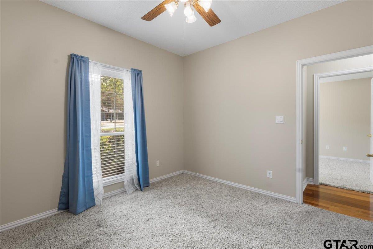 532 Dogwood Ln
