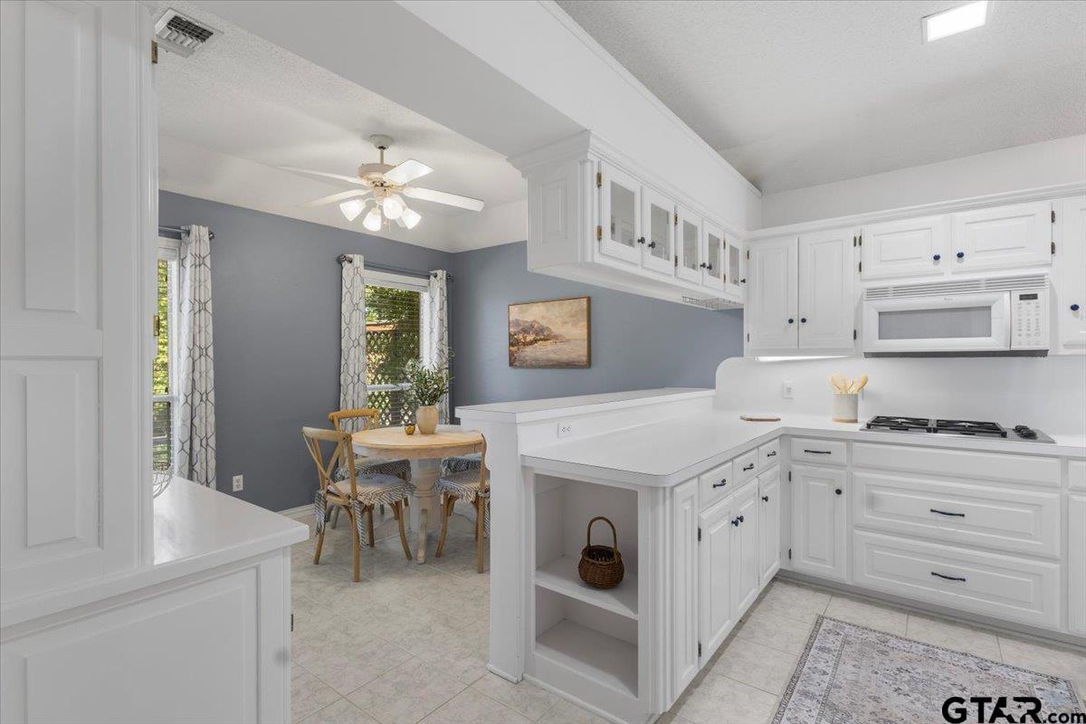 532 Dogwood Ln