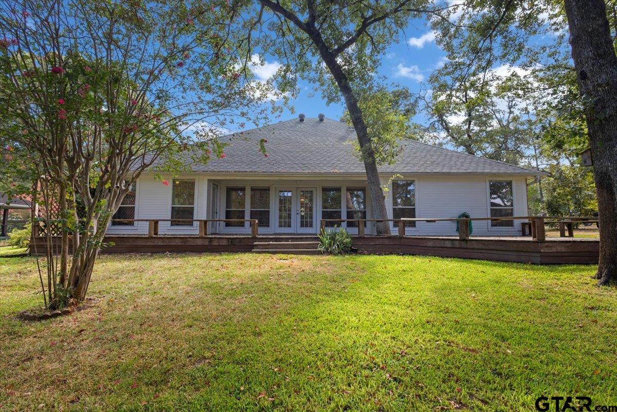 532 Dogwood Ln