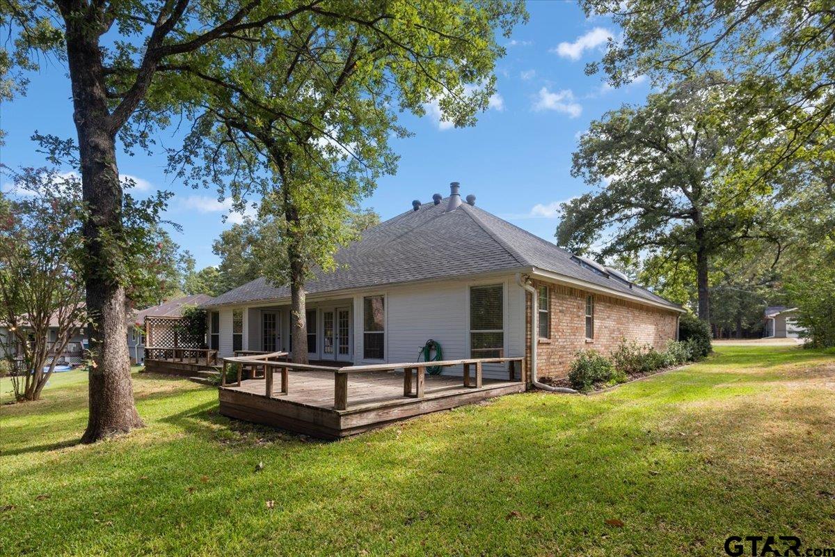 532 Dogwood Ln