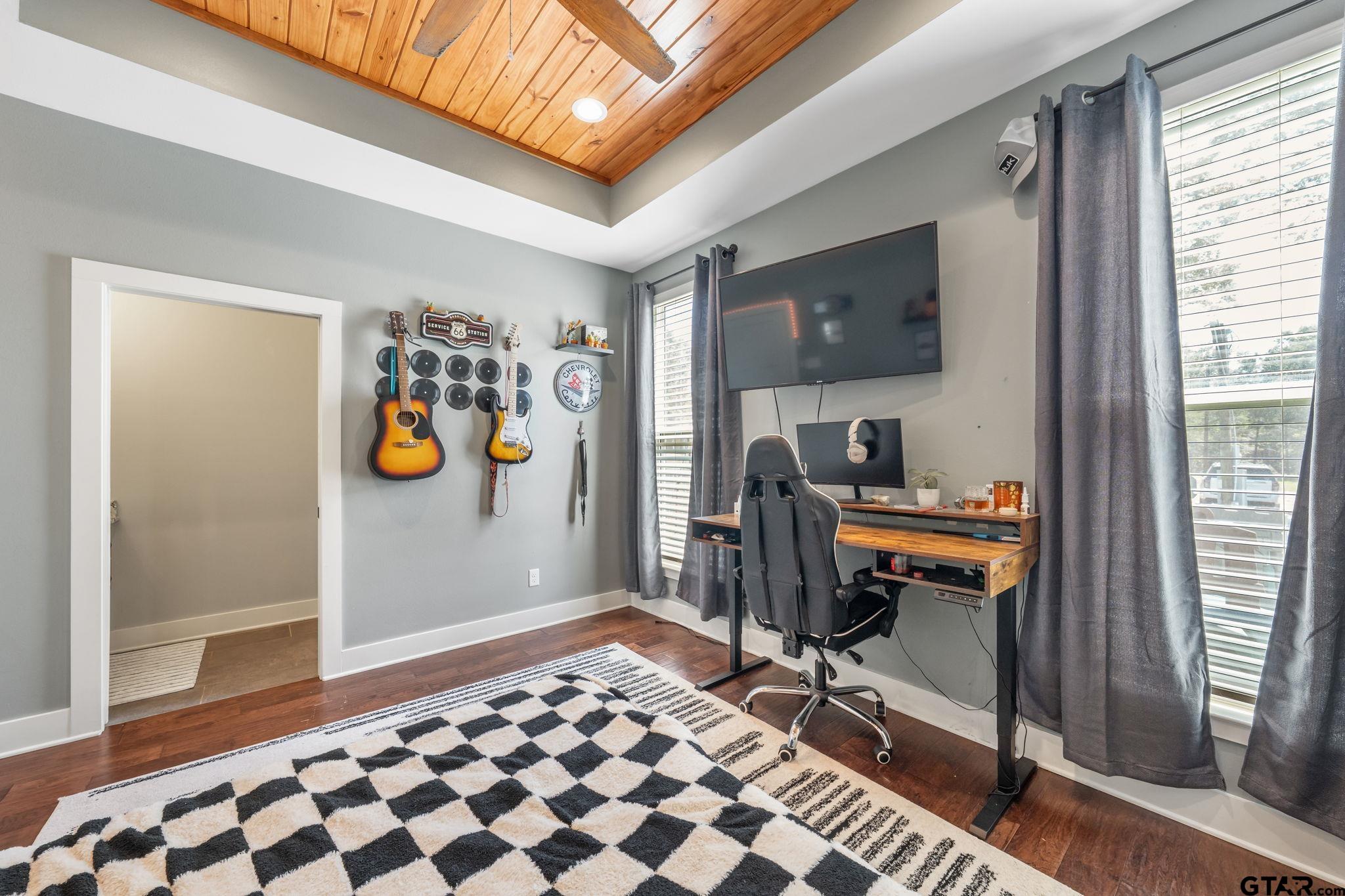 9500 County Road 3603