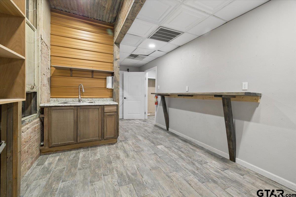208 N Fredonia St.