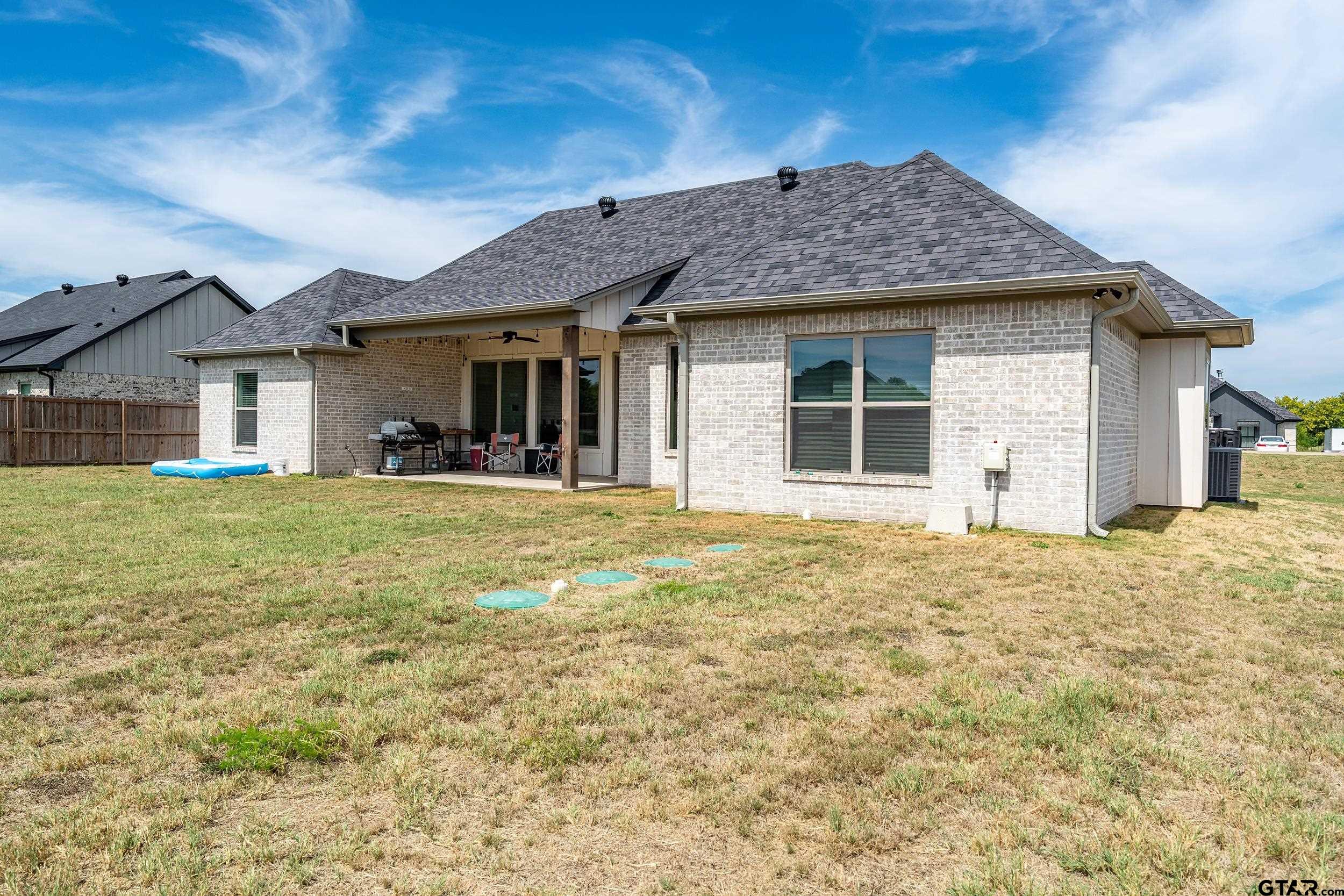 16194 Eagle Lane