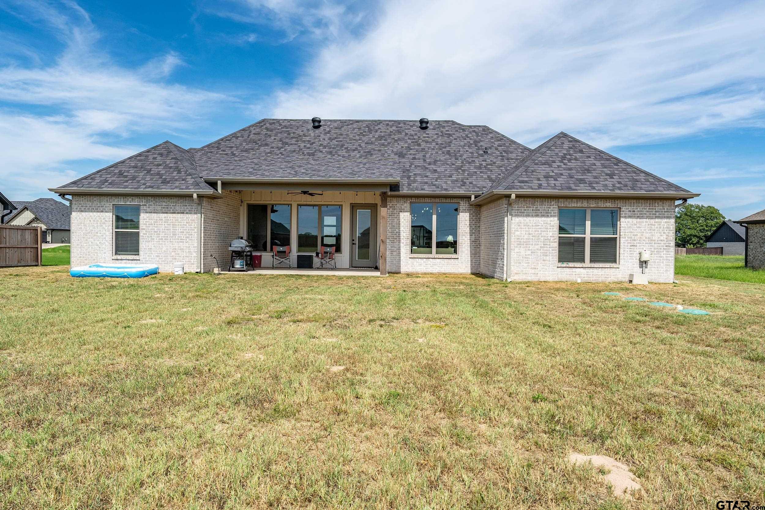 16194 Eagle Lane