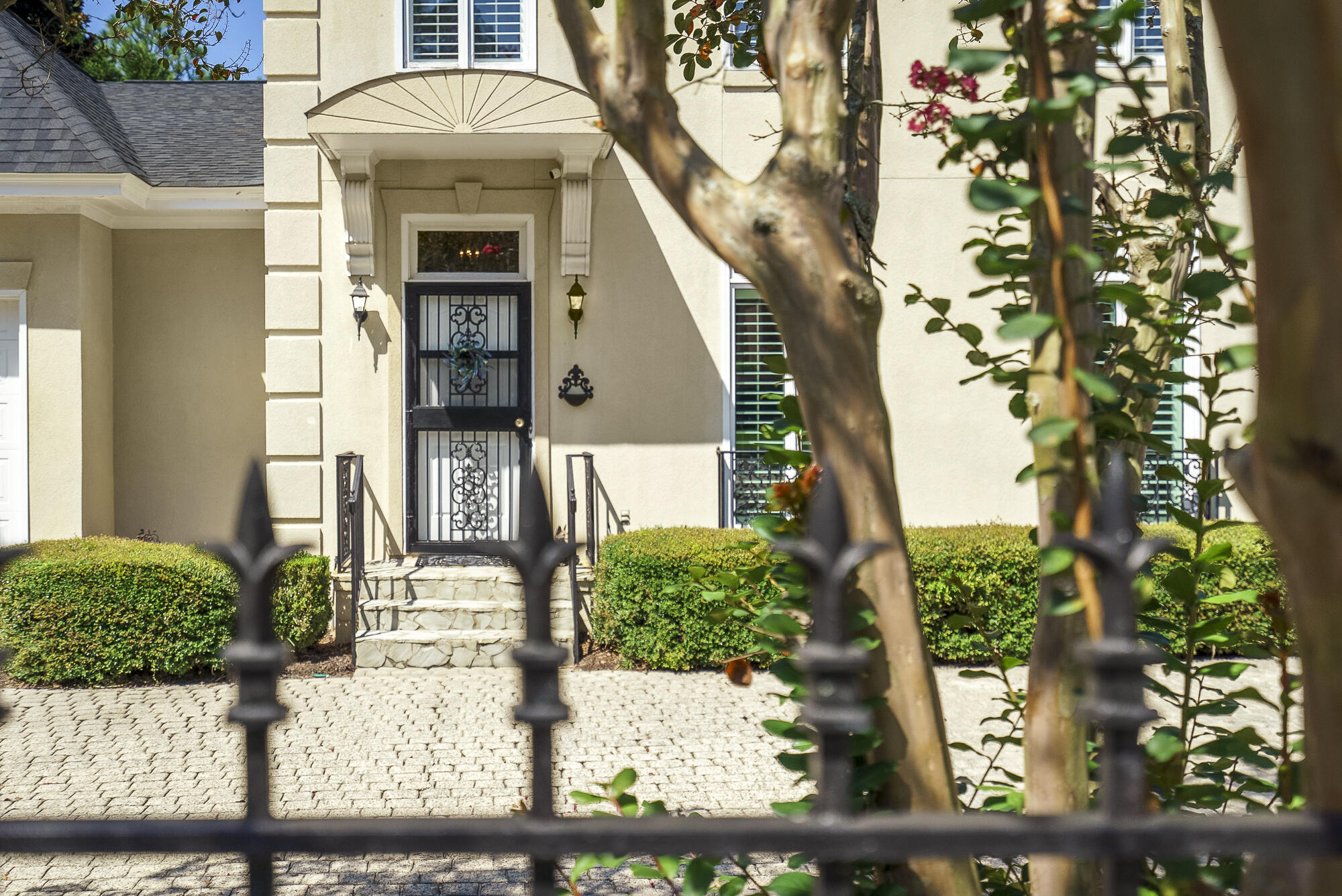 116 Charles Towne Place