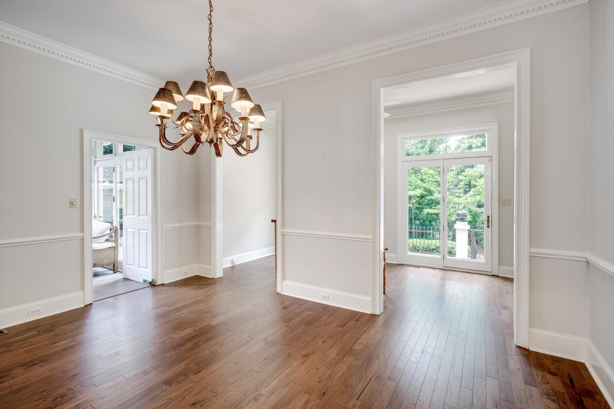 116 Charles Towne Place