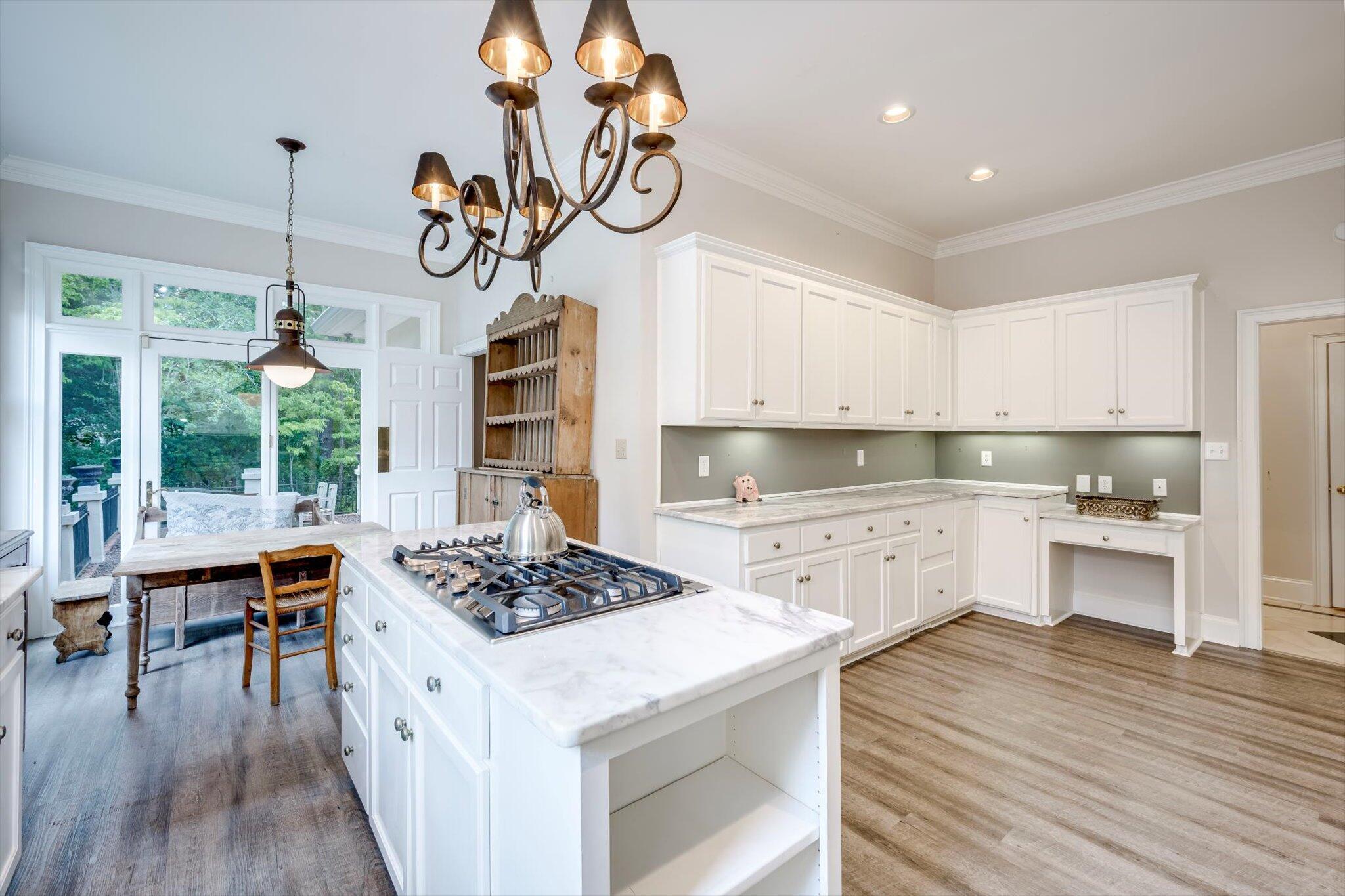 116 Charles Towne Place