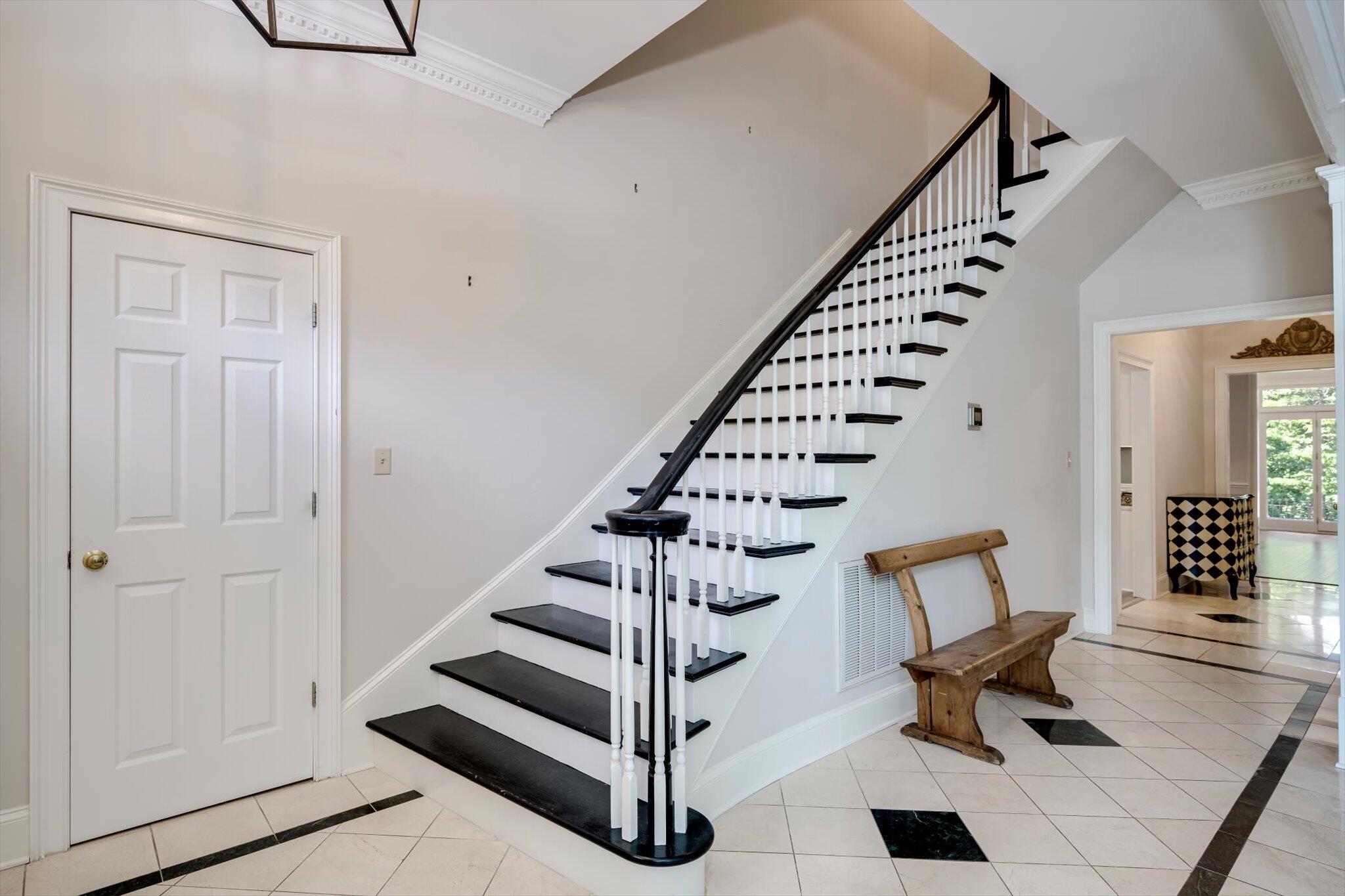 116 Charles Towne Place