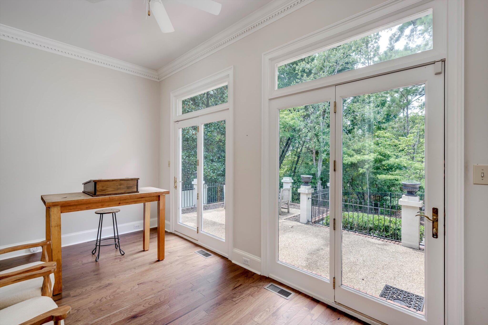 116 Charles Towne Place