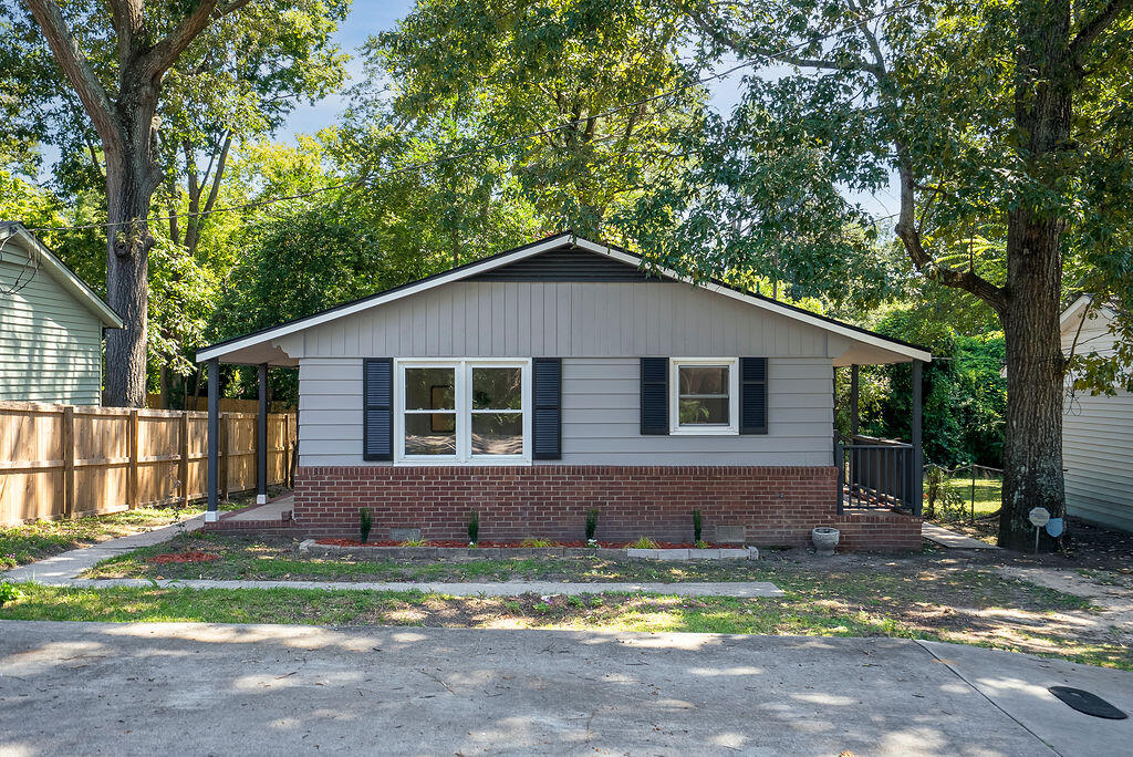 318 Mccormick Street NW