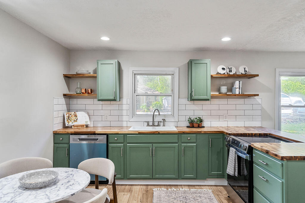 318 Mccormick Street NW