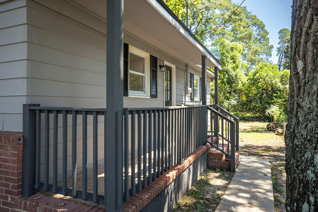 318 Mccormick Street NW