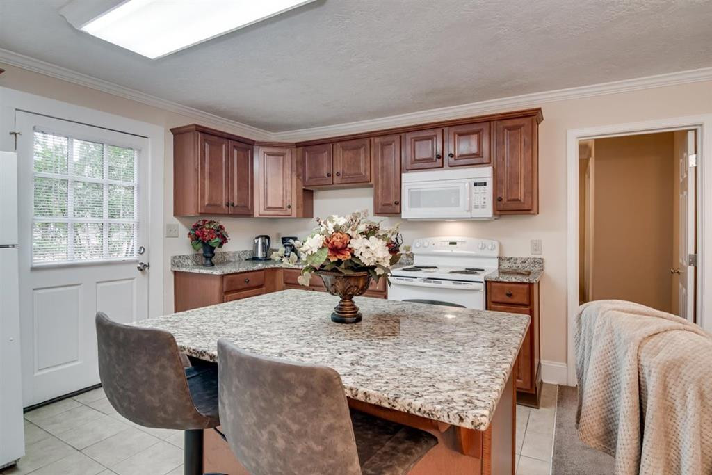 105 Florence Street, 103