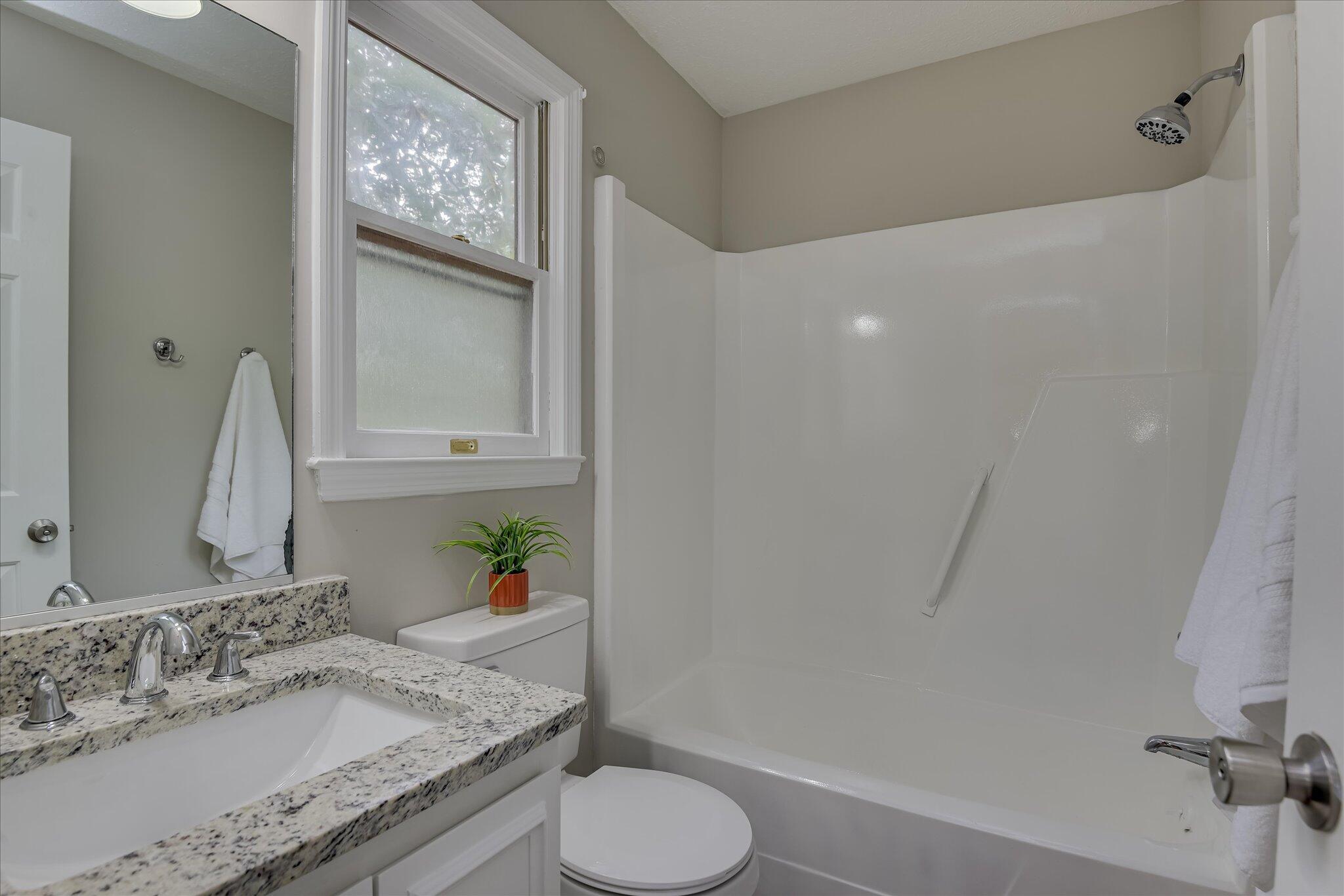 325 Longleaf Court