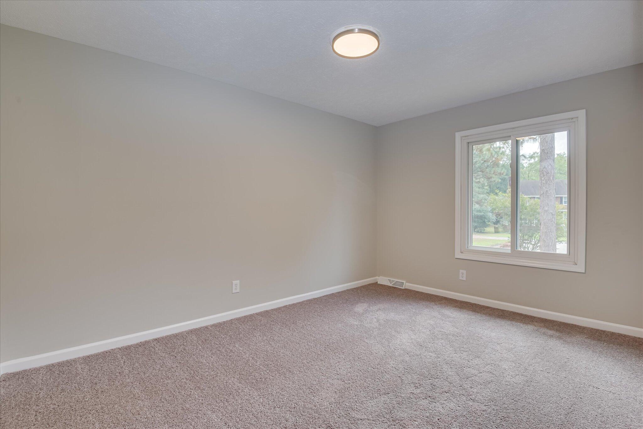 325 Longleaf Court