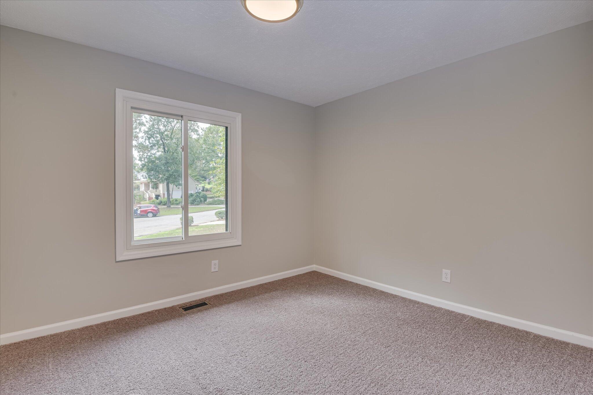 325 Longleaf Court