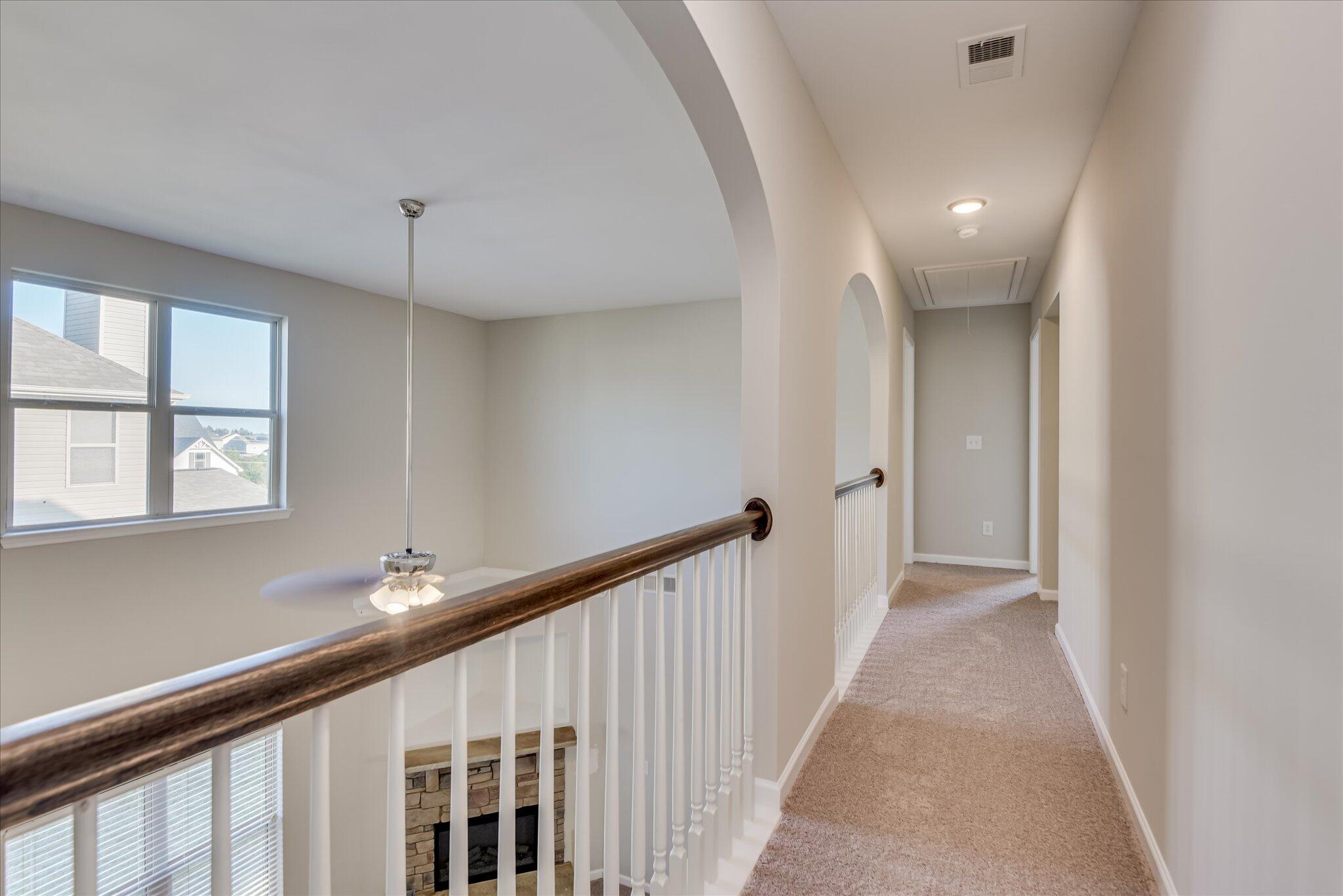 200 Pendulum Ridge, Graniteville