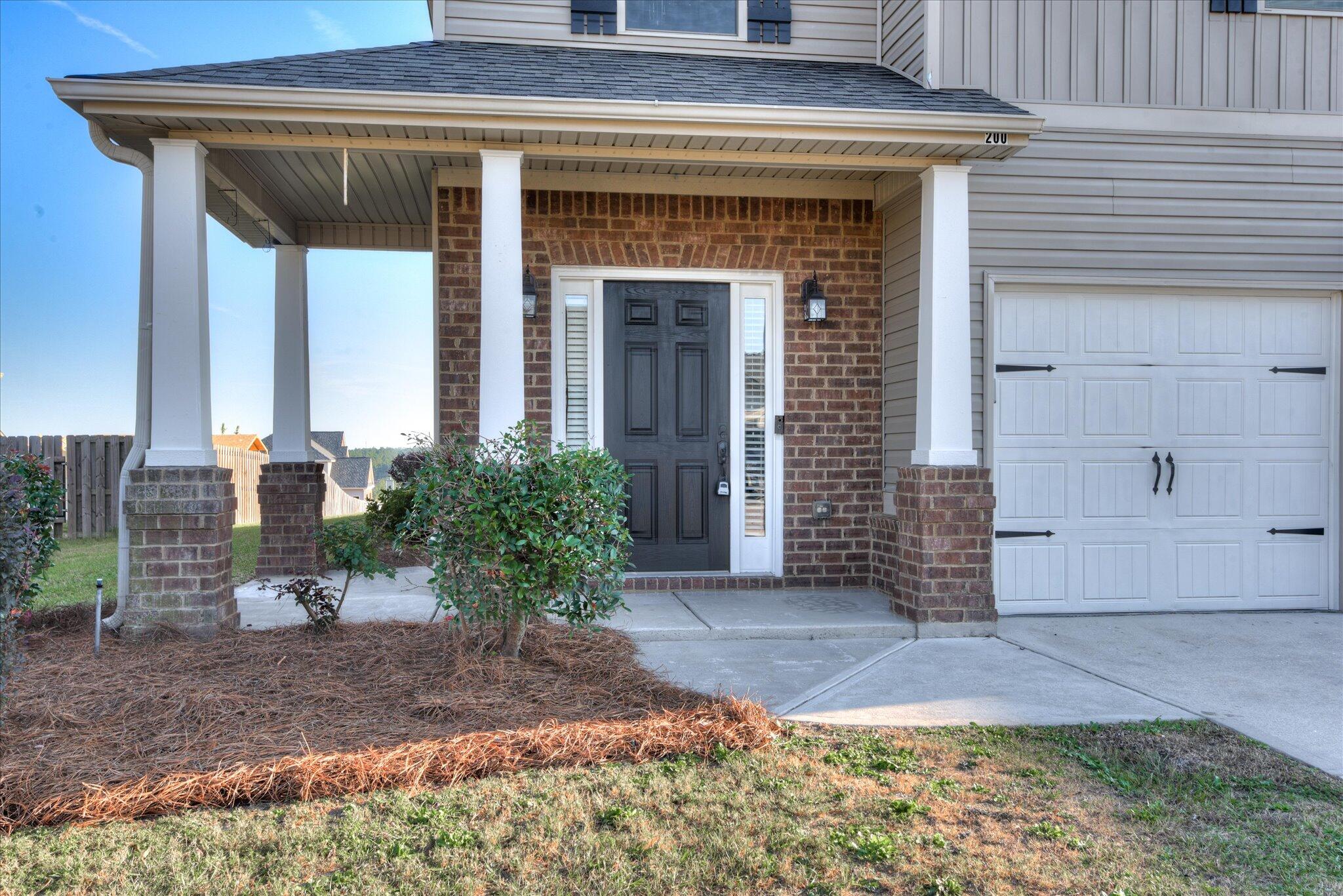 200 Pendulum Ridge, Graniteville
