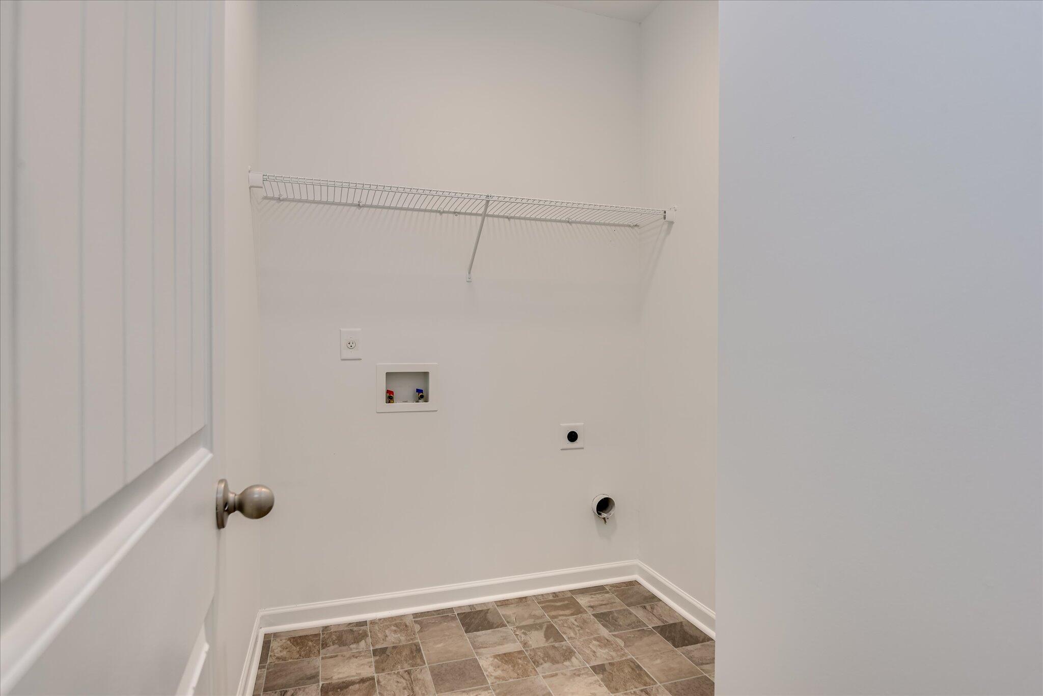 200 Pendulum Ridge, Graniteville