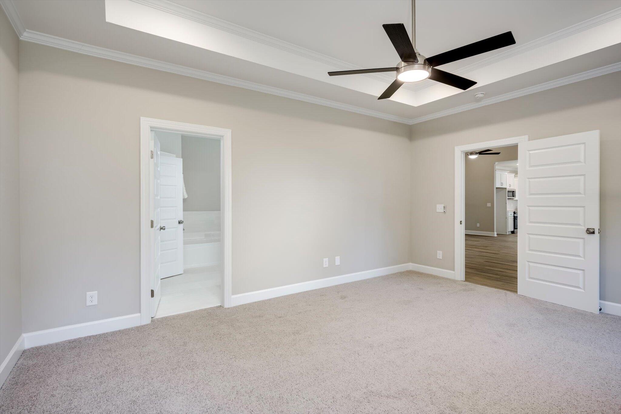 206 Edgefield Avenue NE