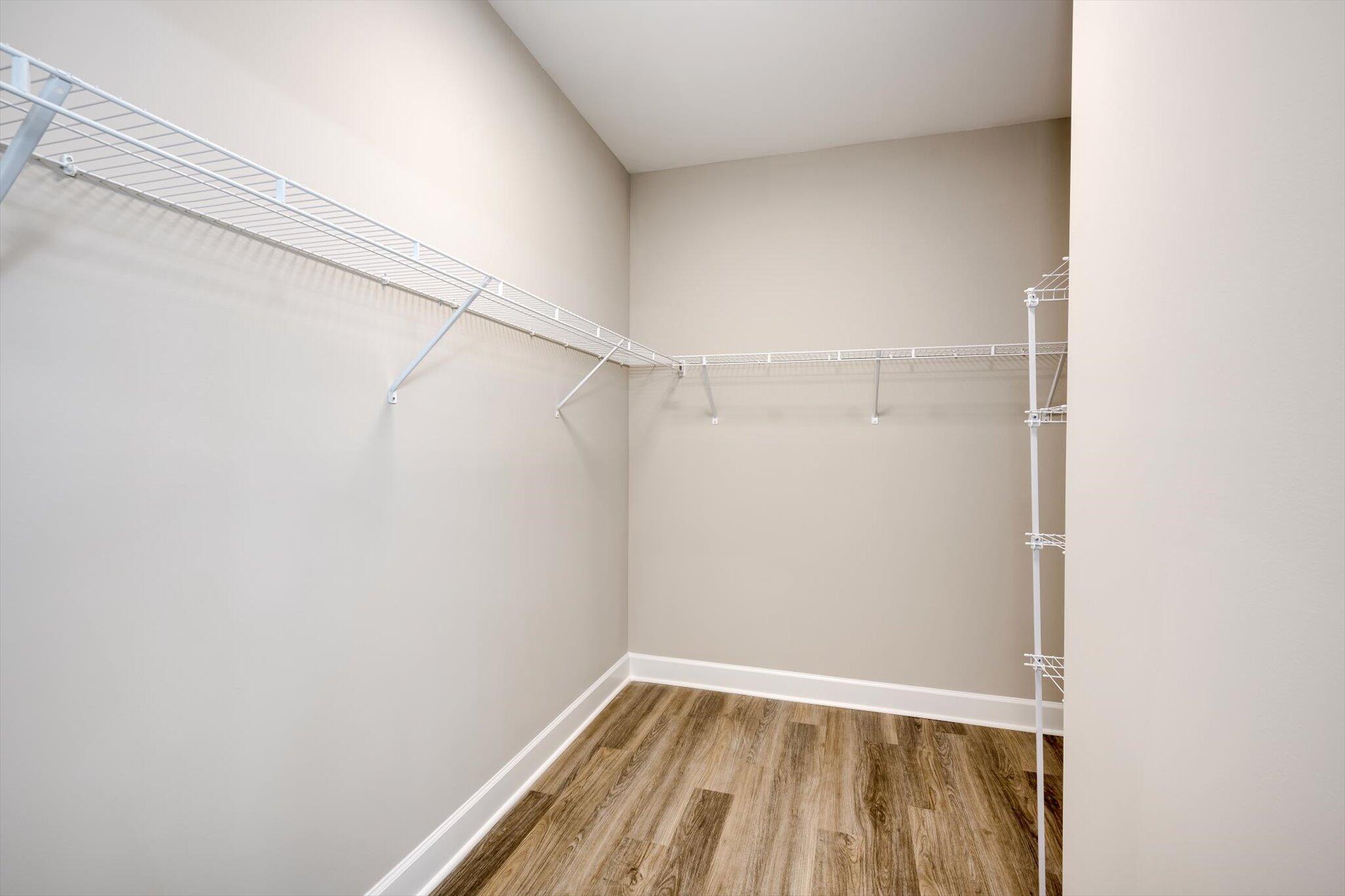 206 Edgefield Avenue NE