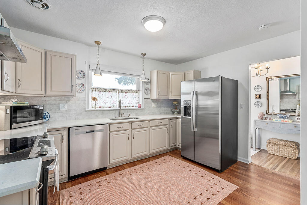 445 Gilbert Street SE