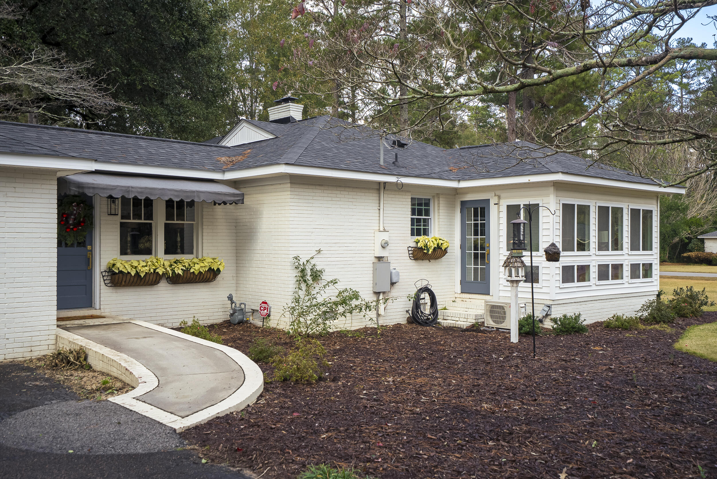 837 Brandy Road SE