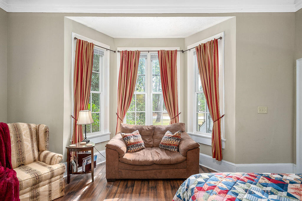 105 Florence Street SW