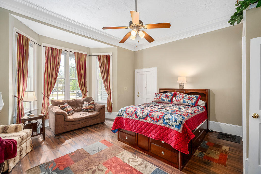 105 Florence Street SW