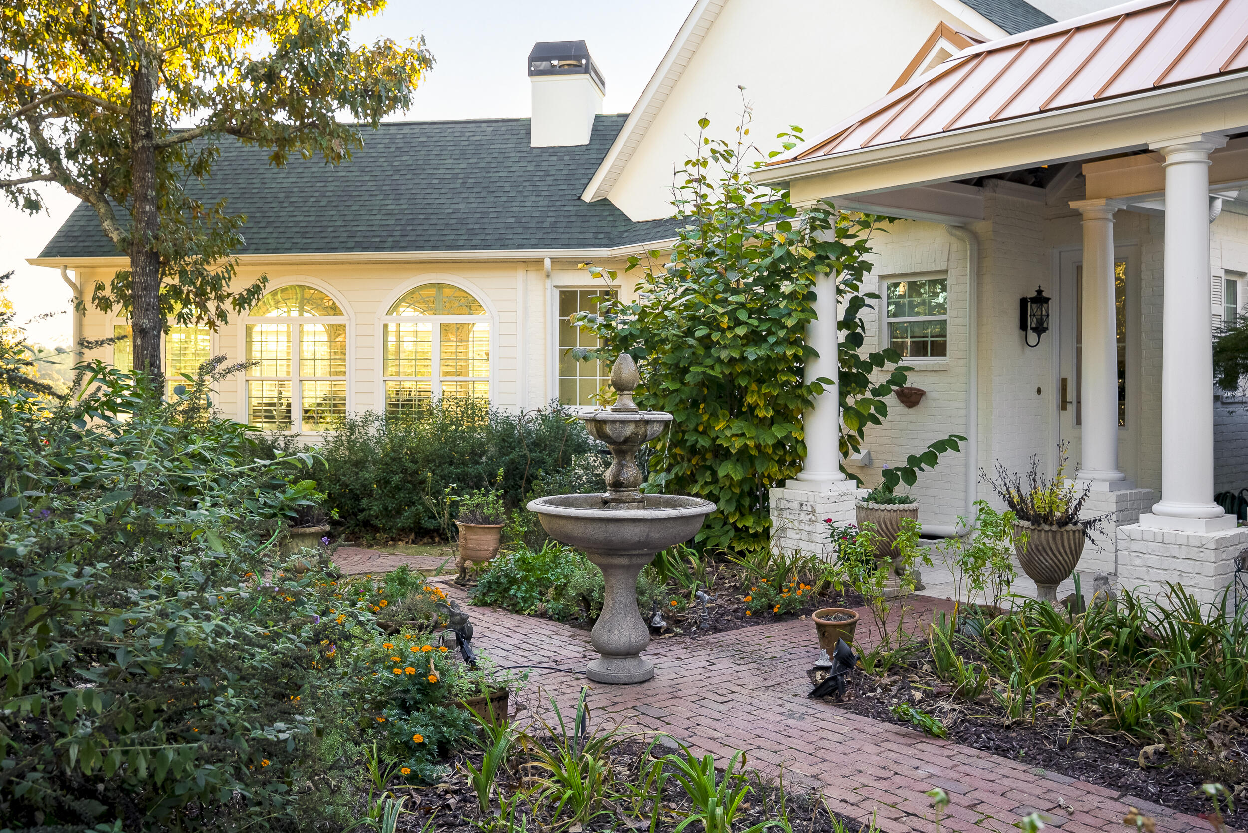 409 Chestnut Brown Court