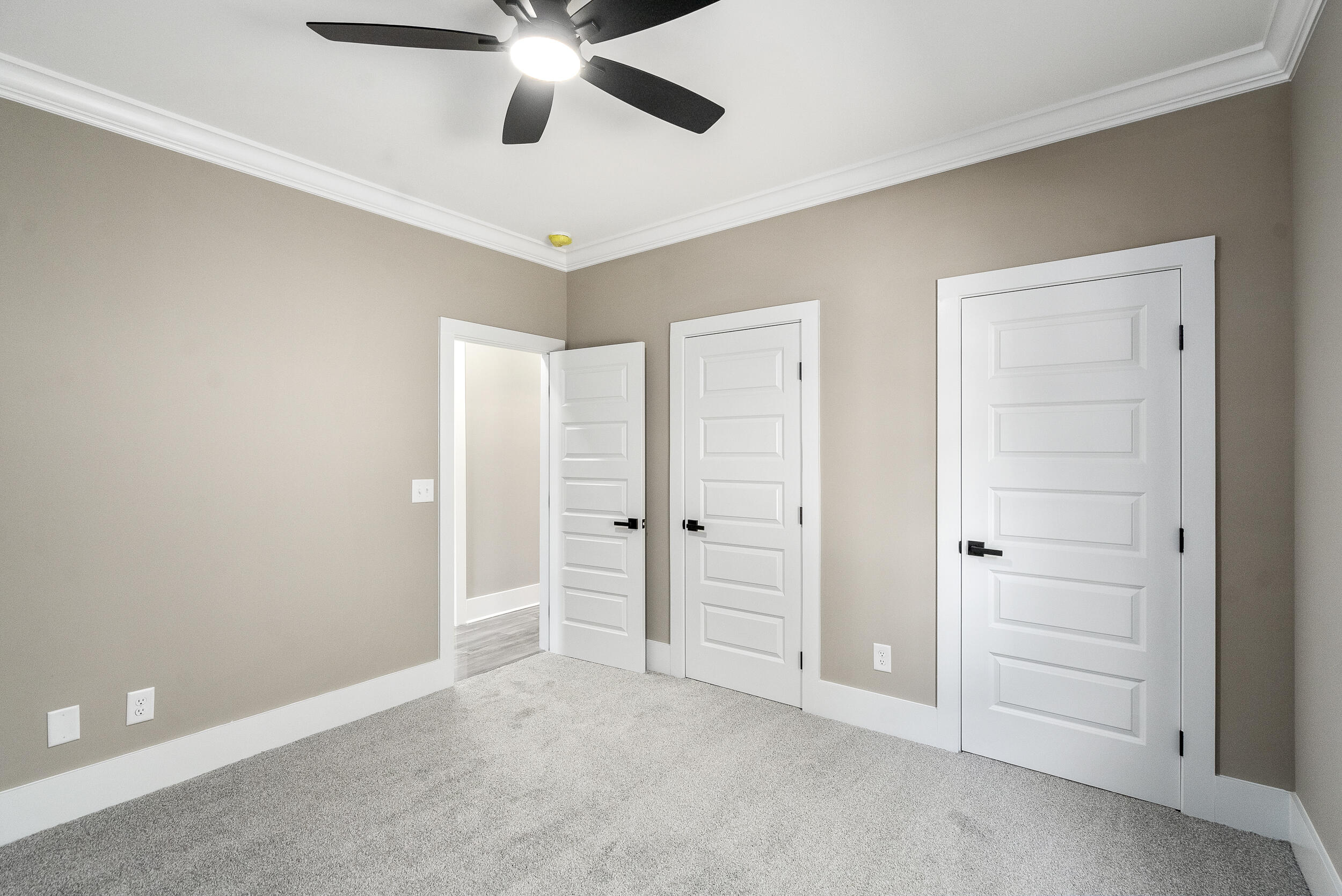 126 English Oak Lane