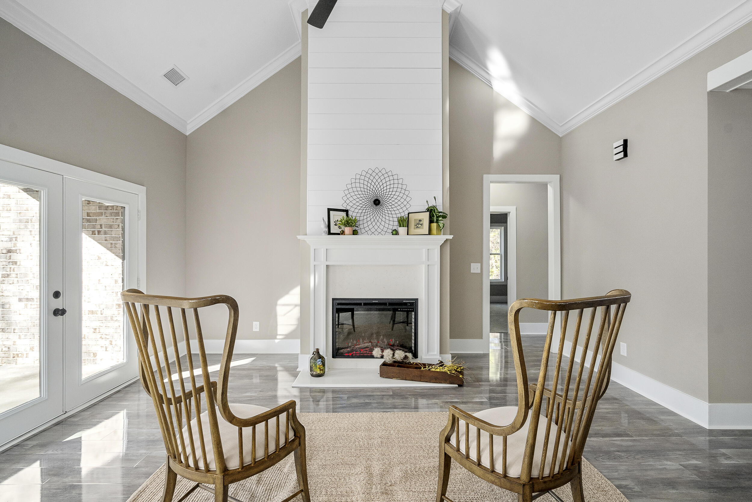 126 English Oak Lane