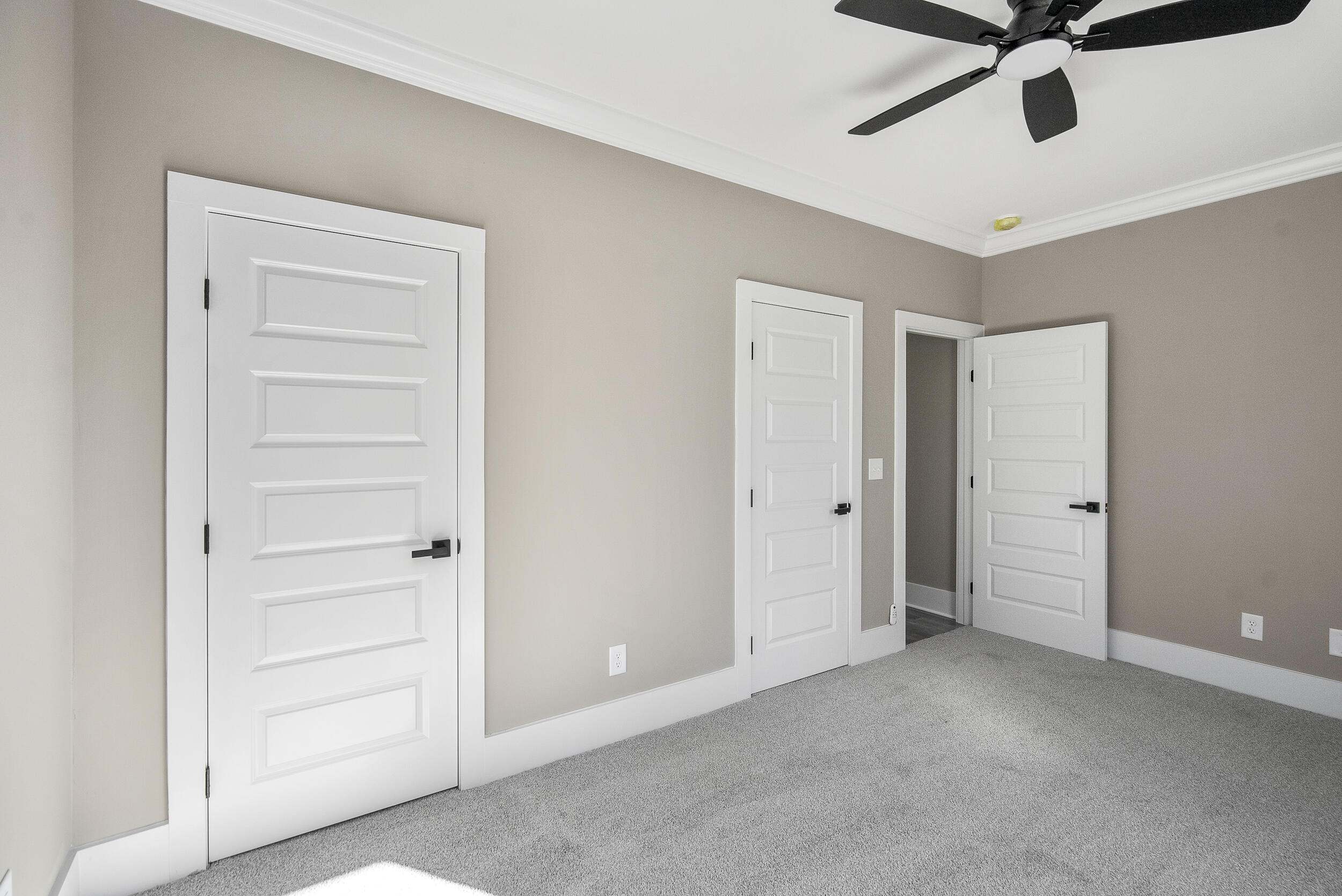 126 English Oak Lane