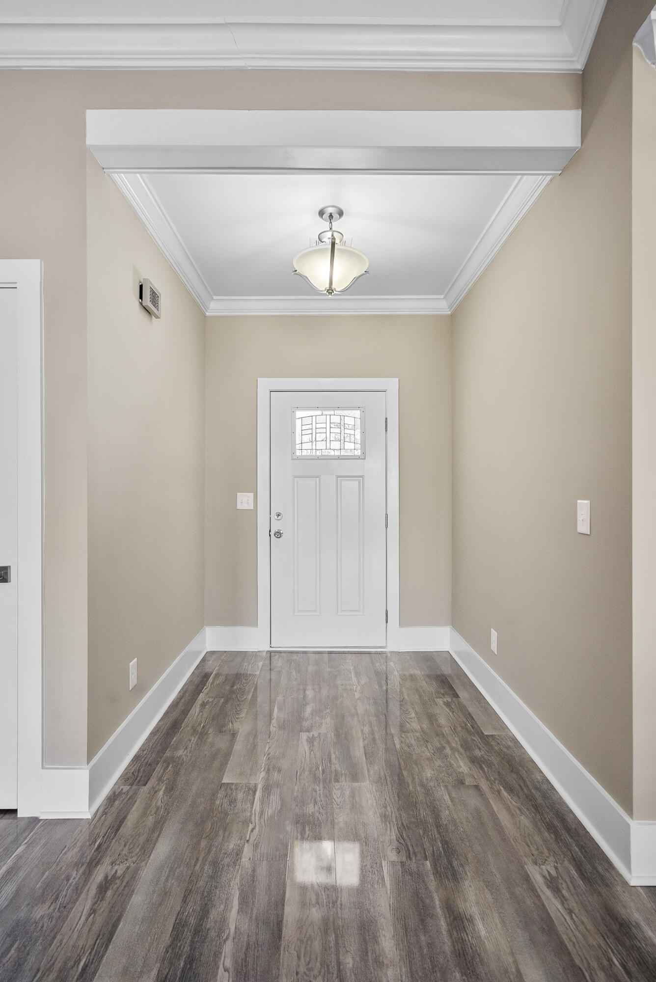 127 English Oak Lane