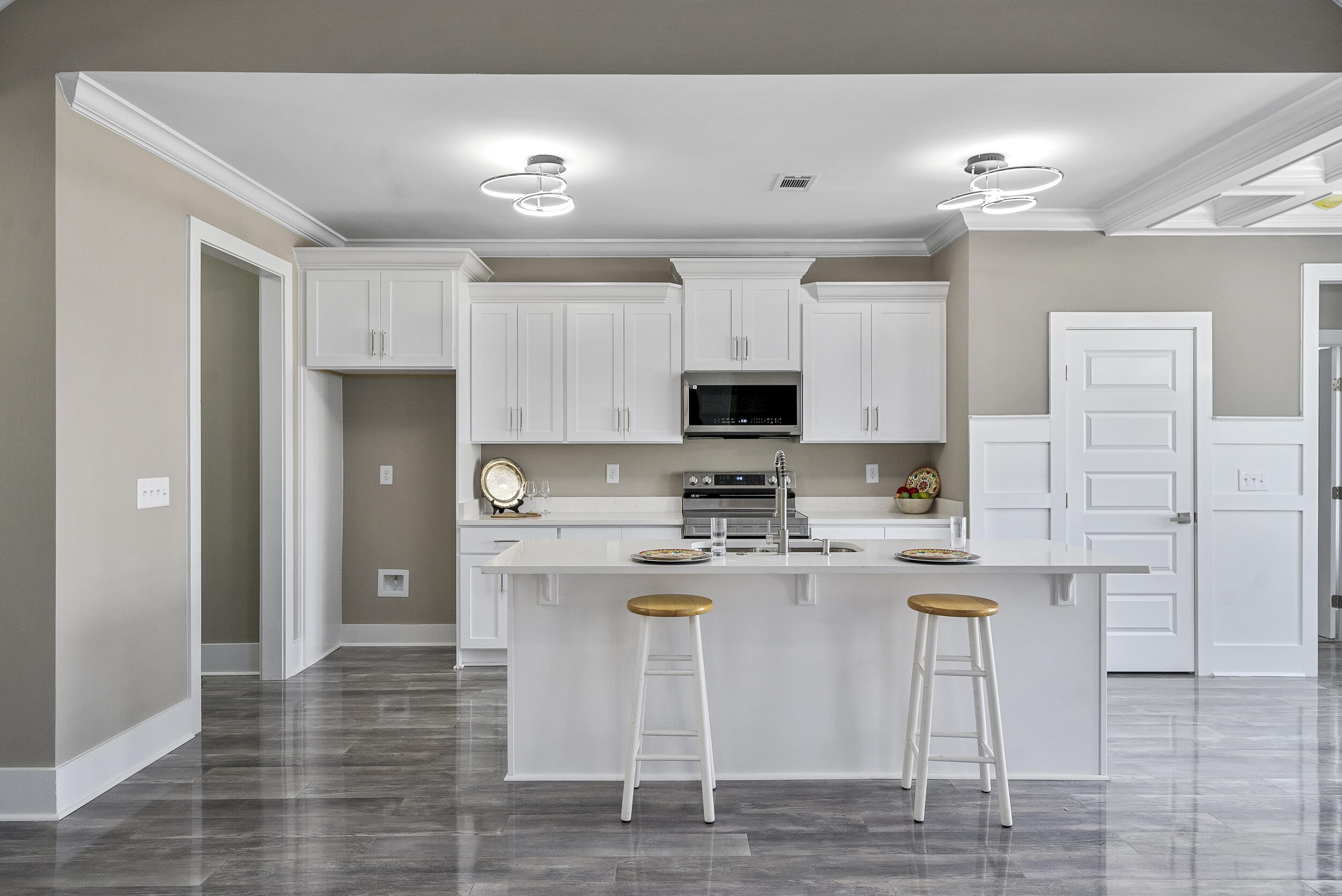 127 English Oak Lane