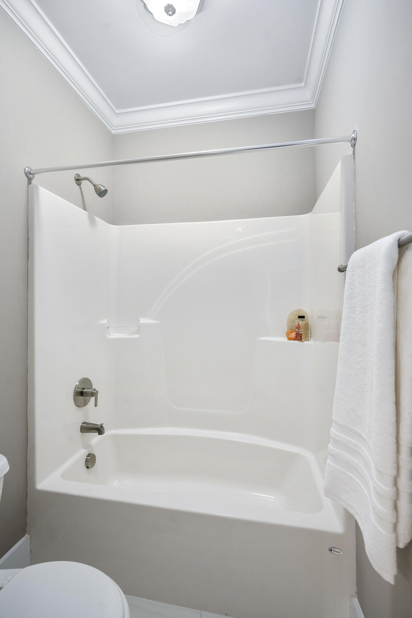 127 English Oak Lane