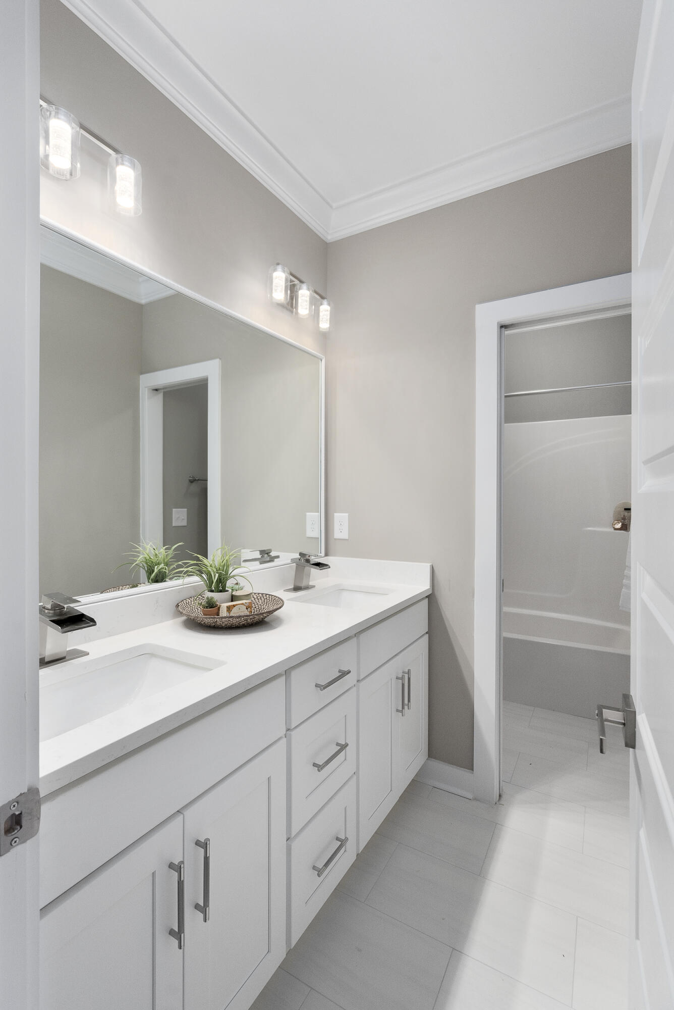 127 English Oak Lane